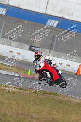 media/Nov-26-2022-Fastrack Riders (Sat) [[b001e85eef]]/Level 3/Session 3 Outside Turn 9/